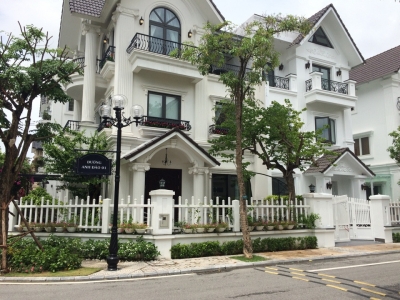 Biệt thự Anh Đào 2.21 + 2.22, Vinhome Riverside